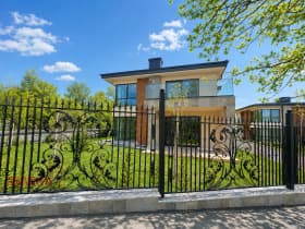 Продава КЪЩА град София, гр. Банкя 590 000 € 1 153 939.70 лв.