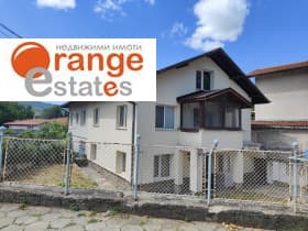 Продава КЪЩА град София, с. Владая 292 000 € 571 102.36 лв.