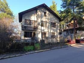 Продава КЪЩА град София, гр. Банкя 350 000 € 684 540.50 лв.