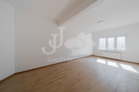 Продава 2-СТАЕН град София, Център 318 000 € 621 953.94 лв.