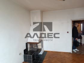 Продава 3-СТАЕН град София, Бъкстон 334 999 € 655 201.09 лв.