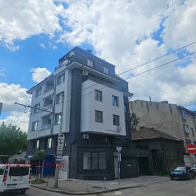 Продава 2-СТАЕН град София, Център 262 400 € 513 209.79 лв.