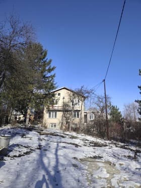 Продава КЪЩА град София, гр. Банкя 180 000 € 352 049.40 лв.