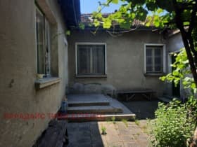 Продава КЪЩА град София, Модерно предградие 160 000 € 312 932.80 лв.