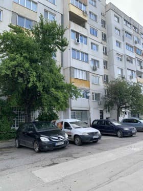 Продава 2-СТАЕН град София, Обеля 1 135 000 € 264 037.05 лв.