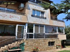 Продава КЪЩА град София, гр. Банкя 685 000 € 1 339 743.55 лв.