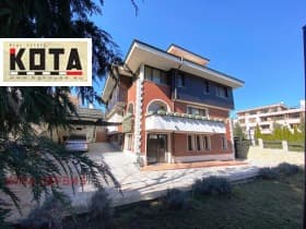 Продава КЪЩА град София, Бояна 2 500 000 € 4 889 575.00 лв.