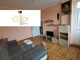 Продава 2-СТАЕН град София, Център 225 000 € 440 061.75 лв.