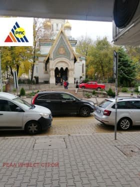 Продава 2-СТАЕН град София, Център 520 000 € 1 017 031.60 лв.