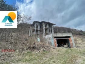 Продава КЪЩА град София, с. Бистрица 900 000 € 1 760 247.00 лв.