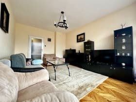 Продава 3-СТАЕН град София, Младост 1 235 000 € 459 620.05 лв.