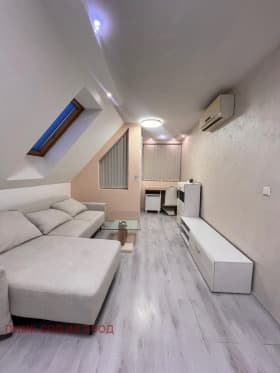 Продава 3-СТАЕН град София, Редута 330 000 € 645 423.90 лв.