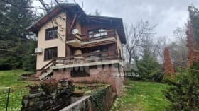 Продава КЪЩА град София, с. Бистрица 630 000 € 1 232 172.90 лв.