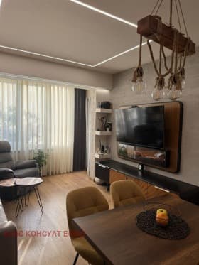 Продава 3-СТАЕН град София, Свобода 240 000 € 469 399.20 лв.
