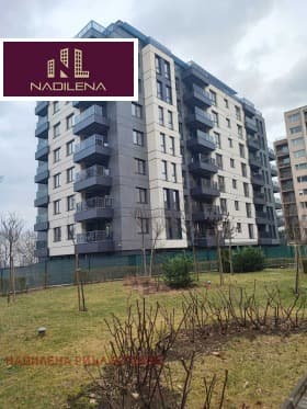 Продава 3-СТАЕН град София, Лагера 370 000 € 723 657.10 лв.