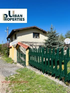 Продава КЪЩА град София, с. Желява 149 999 € 293 372.54 лв.