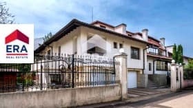 Продава КЪЩА град София, в.з.Киноцентъра 1 450 000 € 2 835 953.50 лв.
