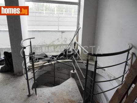 Ателие/Таван, 60m²