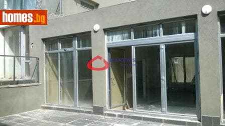 Четиристаен, 245m²