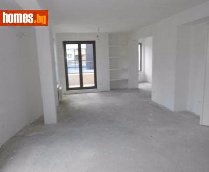 Тристаен, 168m²