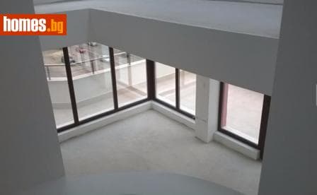 Четиристаен, 225m²