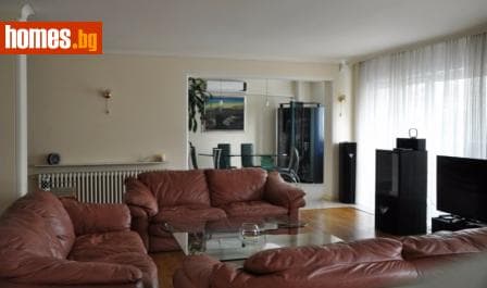 Четиристаен, 246m²