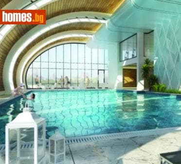Тристаен, 122m²