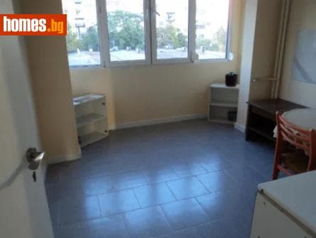 Тристаен, 91m²