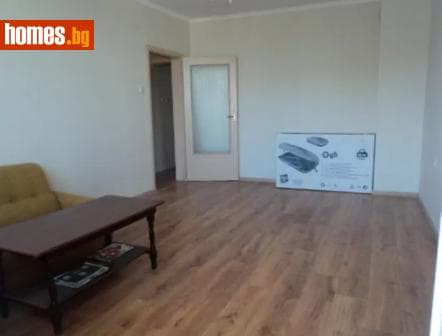 Тристаен, 91m²
