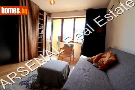 Тристаен, 88m²