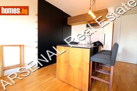 Тристаен, 88m²
