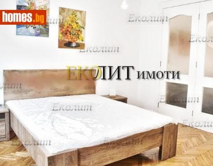Тристаен, 100m²