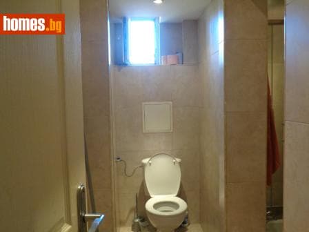 Тристаен, 120m²