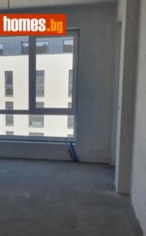 Тристаен, 158m²