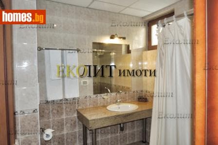 Двустаен, 122m²