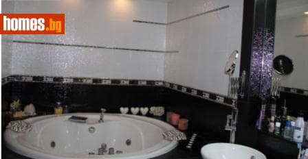 Четиристаен, 330m²
