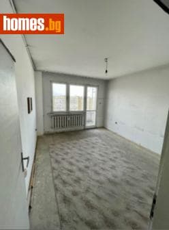 Тристаен, 105m²
