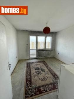Тристаен, 105m²