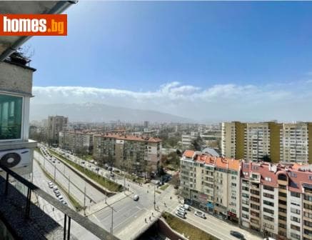 Тристаен, 105m²