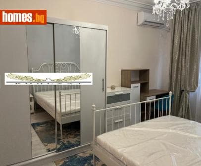 Тристаен, 90m²