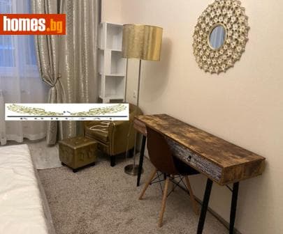 Тристаен, 90m²
