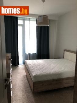Двустаен, 71m²