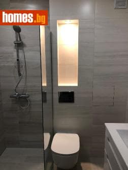 Двустаен, 71m²
