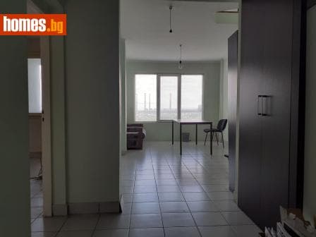 Тристаен, 105m²