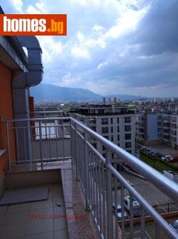 Тристаен, 101m²