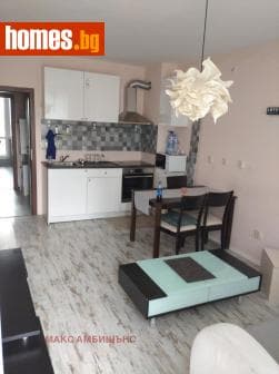 Тристаен, 101m²