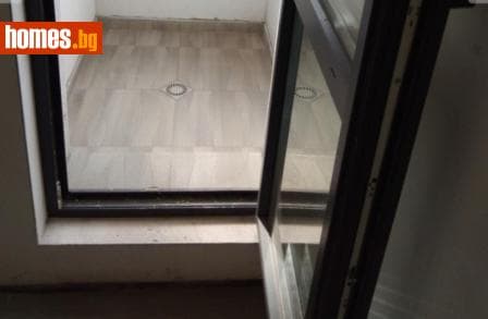 Двустаен, 60m²