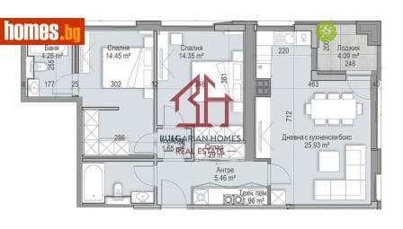 Тристаен, 113m²