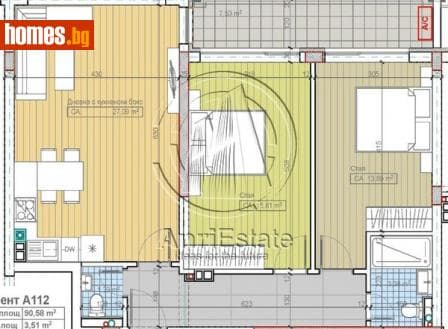 Тристаен, 107m²