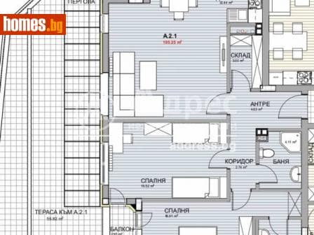 Тристаен, 182m²